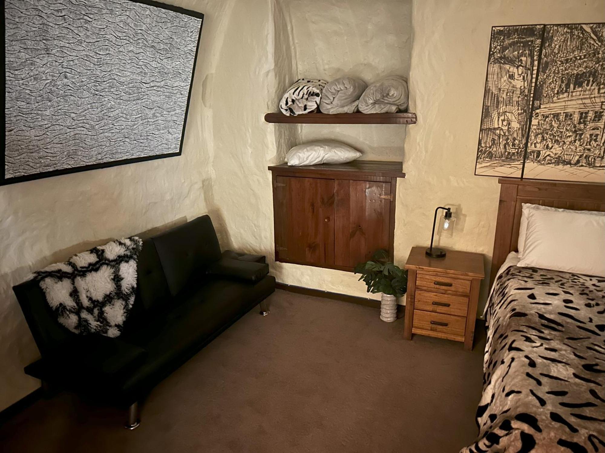 Di'S Dugouts Hotel Coober Pedy Exterior foto